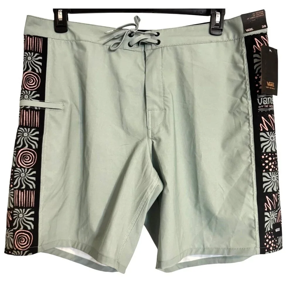 Vans Sidelines Board Shorts Size 38 Men’s “Off The Wall” NWT $54 Swim Pockets